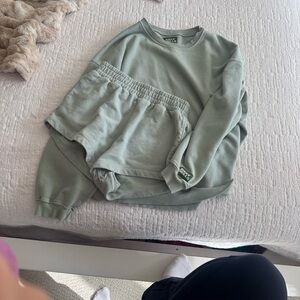 Daily Drills Green Crewneck Sweatshirt and Shorts Set